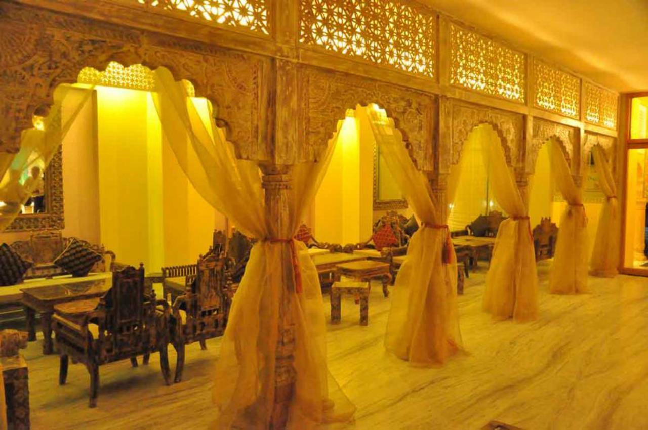Hotel Ram Vilas 자이푸르 외부 사진